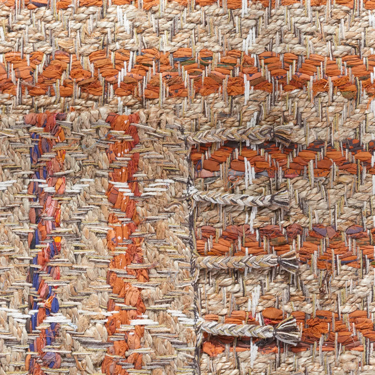 Safavieh Cape Cod 4'-0" x 6'-0" Rug in Orange / Natural
