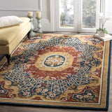 Safavieh Classic 4'-0" x 6'-0" Rug in Assorted
