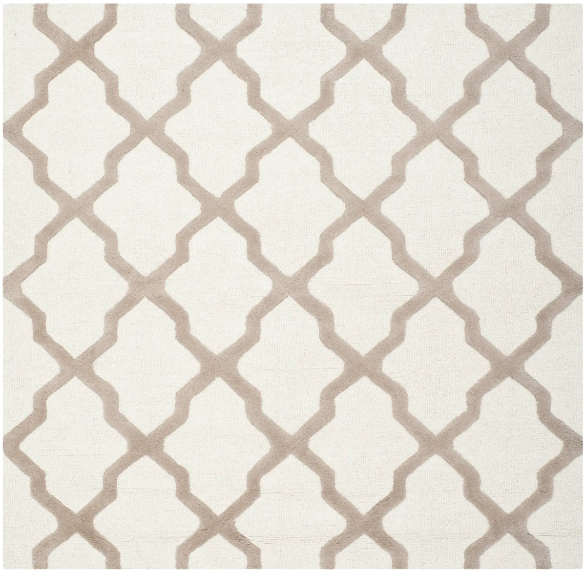 Safavieh Cambridge 6'-0" x 6'-0" Rug in Ivory / Beige