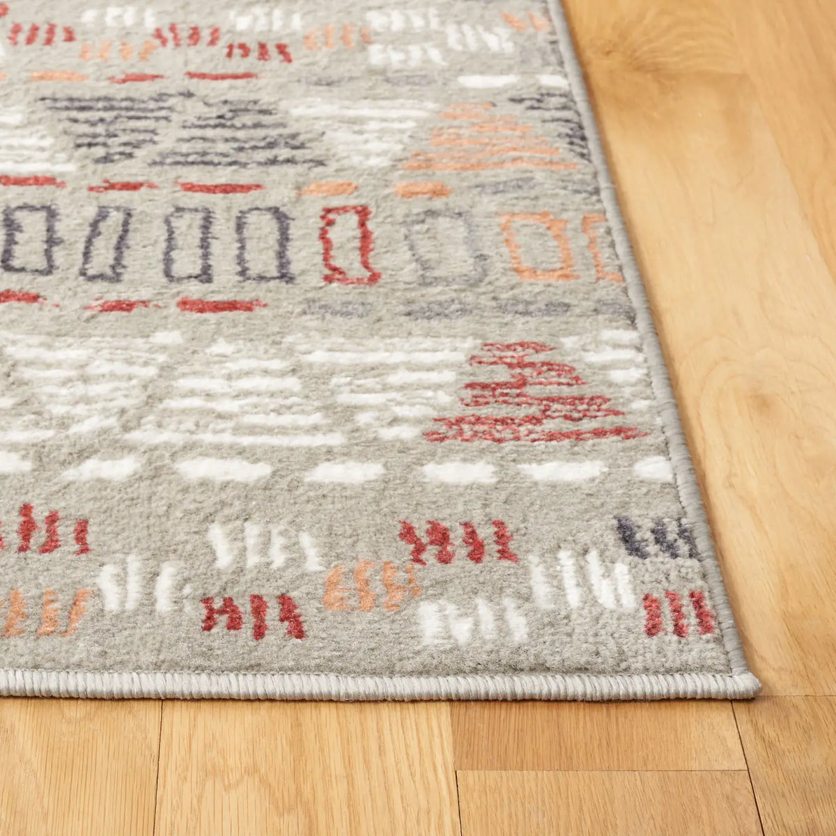 Safavieh Pyramid 4'-5" x 6'-5" Rug in Grey/Ivory / Rust