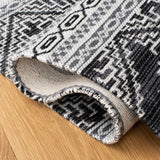 Safavieh Classic Vintage 4'-0" x 6'-0" Rug in Black