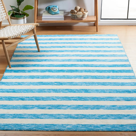 Safavieh Easy Care 4'-0" x 6'-0" Rug in Blue / Ivory