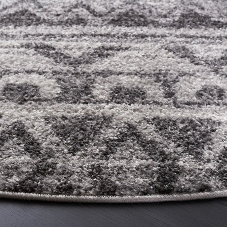 Safavieh Adirondack 6'-0" x 6'-0" Rug in Ivory / Charcoal