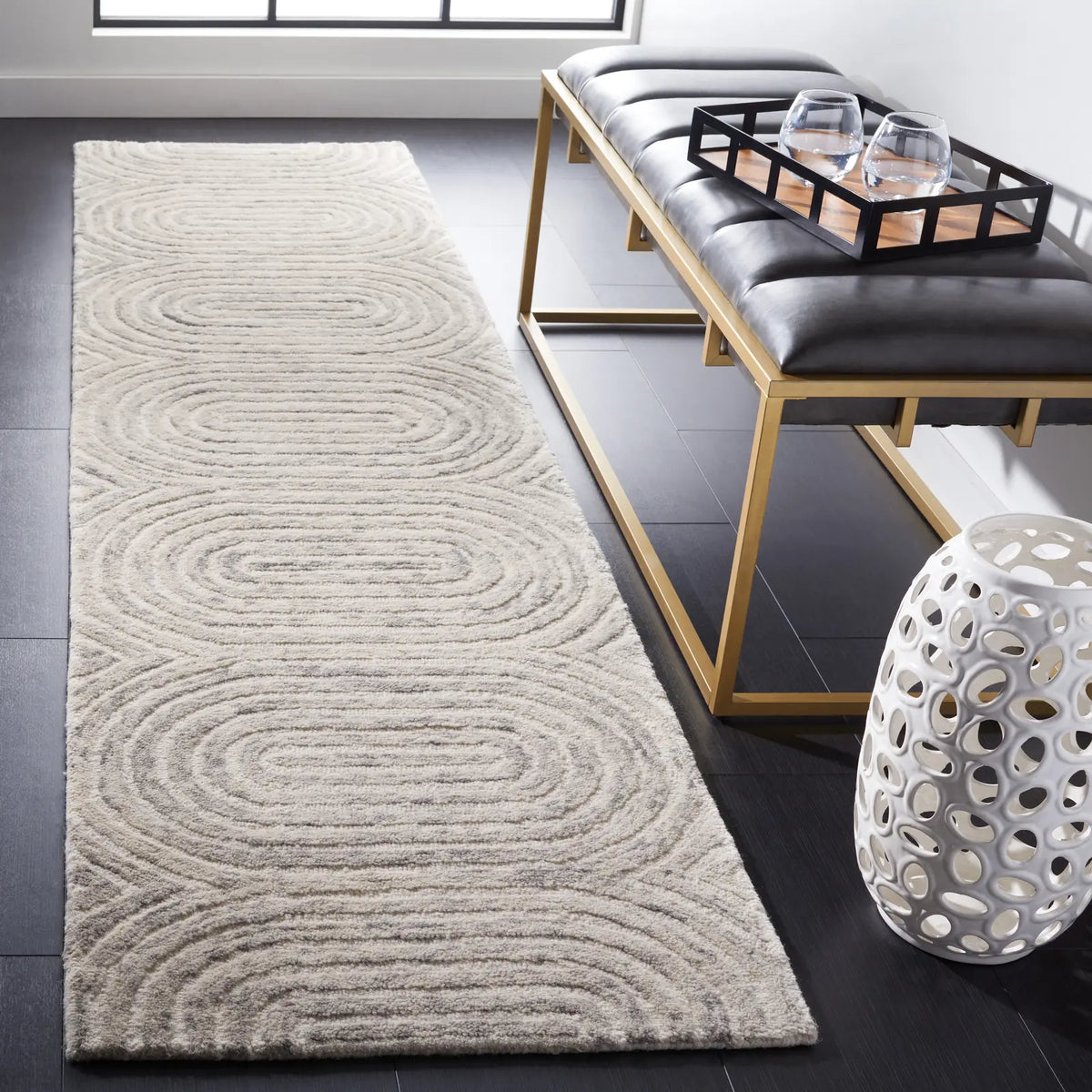 Safavieh Trace 2'-3" x 9'-0" Rug in Grey / Ivory