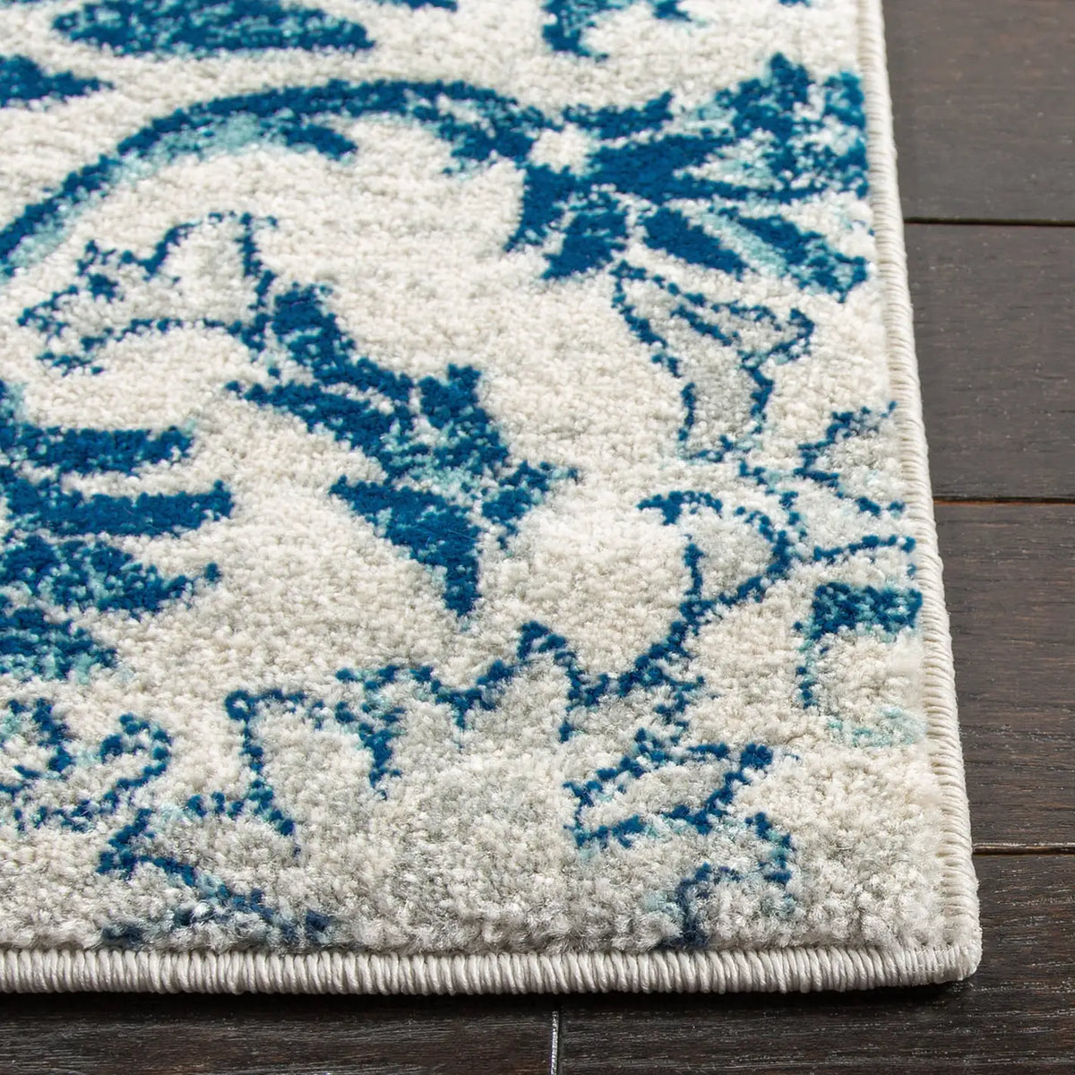 Safavieh Evoke 10'-0" x 14'-0" Rug in Ivory / Blue