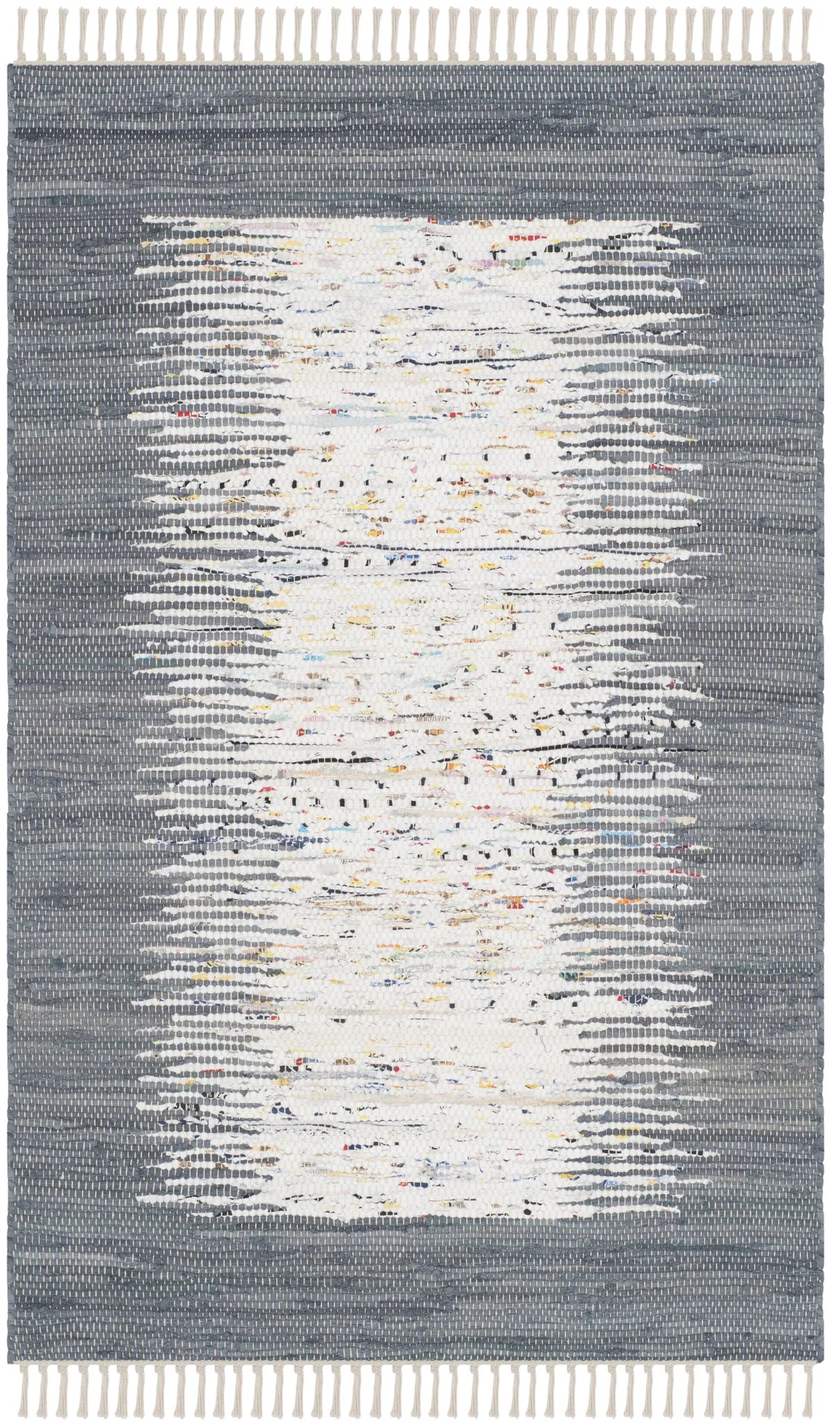 Safavieh Montauk 2'-6" x 4'-0" Rug in Ivory / Grey