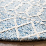 Safavieh Blossom 6'-0" x 6'-0" Rug in Blue / Ivory