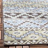 Safavieh Veranda 4'-0" x 5'-7" Rug in Blue / Creme