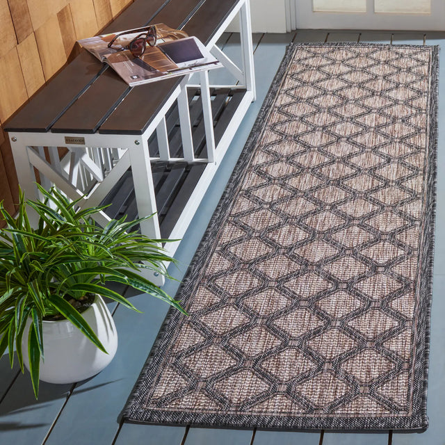Safavieh Courtyard 2'-3" x 12'-0" Rug in Natural / Black