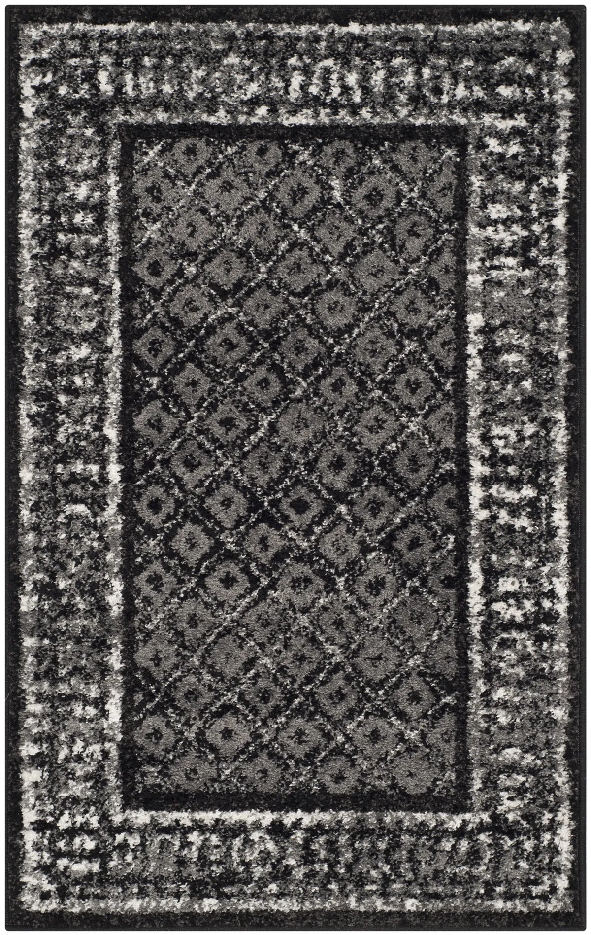 Safavieh Adirondack 2'-6" x 4'-0" Rug in Black / Silver