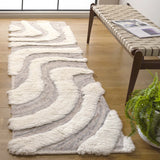 Safavieh Casablanca 2'-3" x 8'-0" Rug in Ivory / Beige