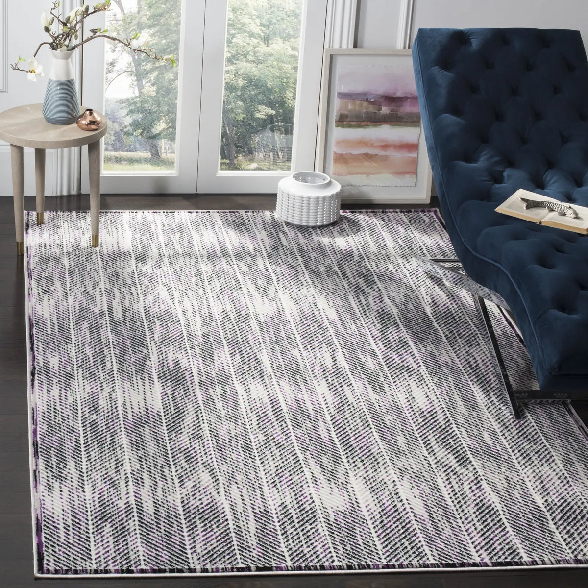 Safavieh Skyler 5'-1" x 7'-6" Rug in Grey / Purple