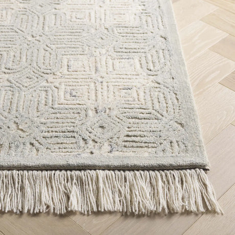 Safavieh Ikat 4'-0" x 6'-0" Rug in Ivory / Light Blue
