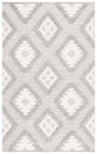 Safavieh Natura 4'-0" x 6'-0" Rug in Grey / Ivory