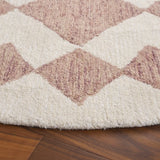 Safavieh Ebony 6'-0" x 6'-0" Rug in Pink / Ivory