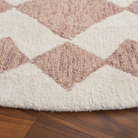 Safavieh Ebony 6'-0" x 6'-0" Rug in Pink / Ivory