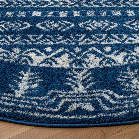 Safavieh Tulum 6'-7" x 6'-7" Rug in Navy / Grey