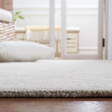 Safavieh Micro-Loop 5'-0" x 8'-0" Rug in Silver