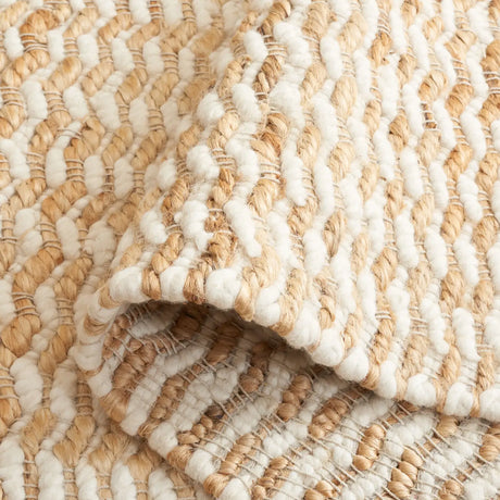 Safavieh Natural Fiber 4'-0" x 6'-0" Rug in Natural / Ivory