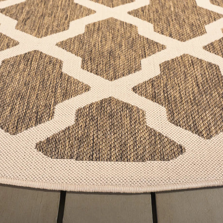 Safavieh Courtyard 7'-10" x 7'-10" Rug in Brown / Bone