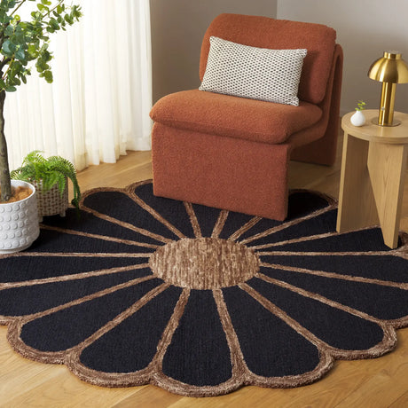 Safavieh Novelty 6'-0" x 6'-0" Rug in Black / Brown
