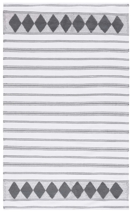 Safavieh Montauk 4'-0" x 6'-0" Rug in Dark Grey / Ivory
