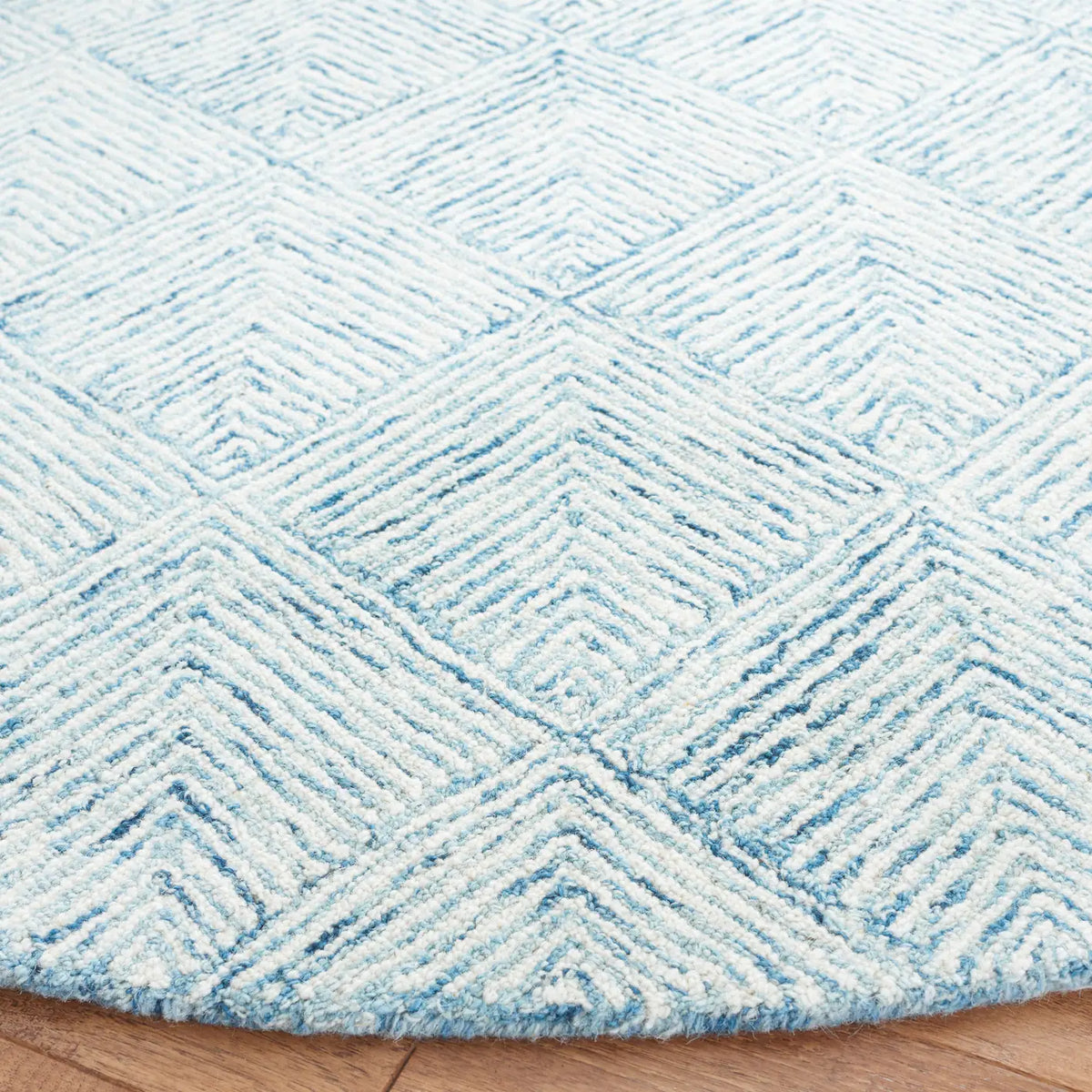 Safavieh Abstract 6'-0" x 6'-0" Rug in Blue / Ivory