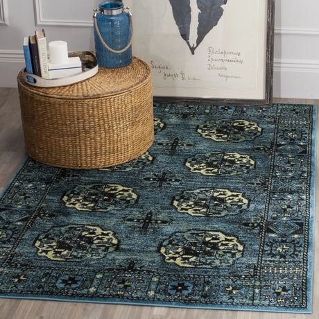 Safavieh Vintage Hamadan 4'-0" x 6'-0" Rug in Blue / Multi