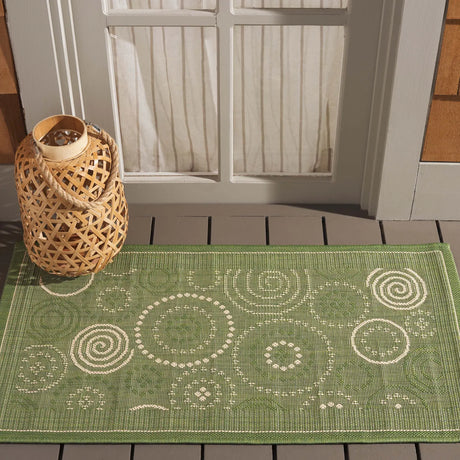 Safavieh Courtyard 2'-0" x 3'-7" Rug in Olive / Natural