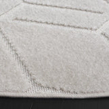 Safavieh Stella 6'-7" x 6'-7" Rug in Ivory