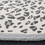 Safavieh Metro 6'-0" x 6'-0" Rug in Grey / Ivory