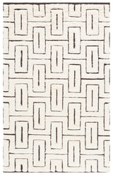 Safavieh Kenya 5'-0" x 8'-0" Rug in Ivory / Brown