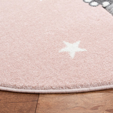 Safavieh Carousel Kids 100 5'-3" x 5'-3" Rug in Pink / Ivory