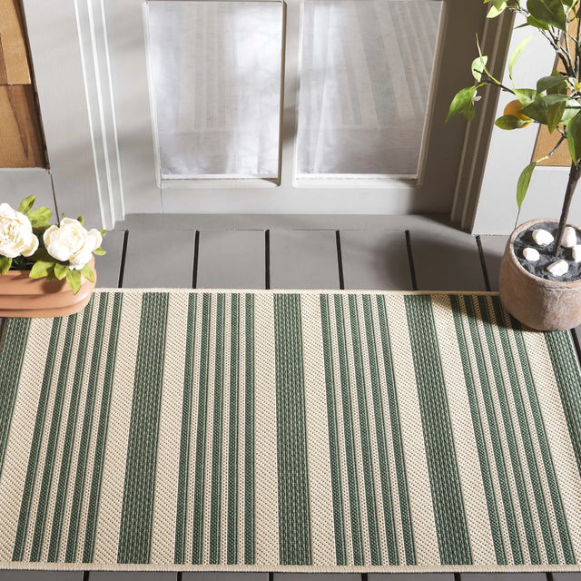 Safavieh Courtyard 2'-0" x 3'-7" Rug in Beige / Dark Green
