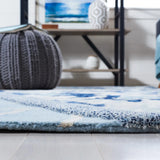 Safavieh Fifth Avenue 5'-0" x 8'-0" Rug in Light Blue / Navy