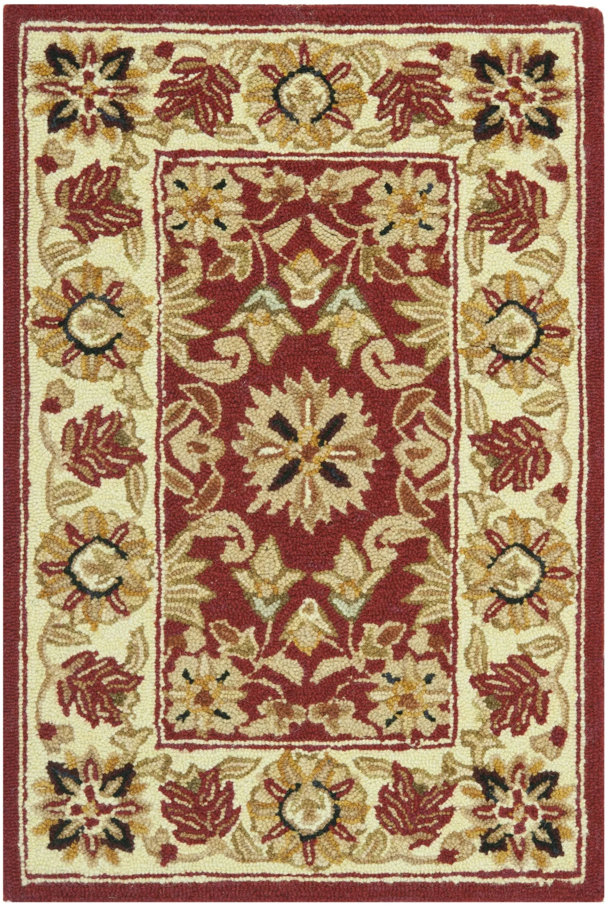 Safavieh Chelsea 1'-8" x 2'-6" Rug in Red / Ivory