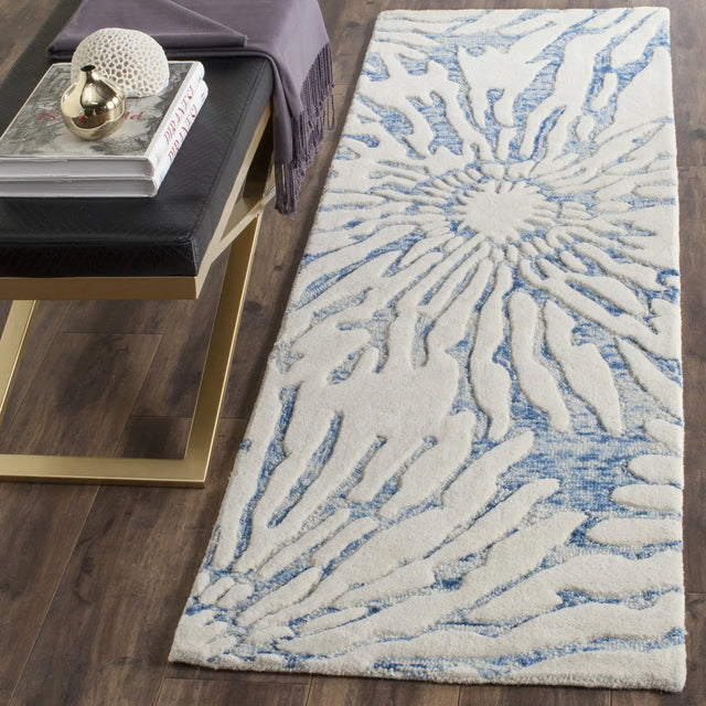 Safavieh Bella 2'-3" x 7'-0" Rug in Dark Blue / Ivory