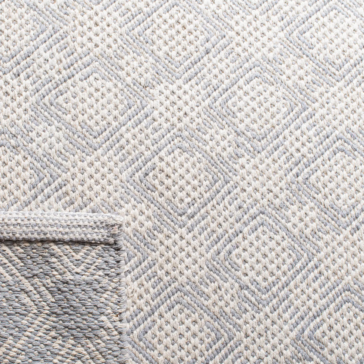Safavieh Klc-Cotton Kilim 5'-0" x 8'-0" Rug in Silver / Ivory