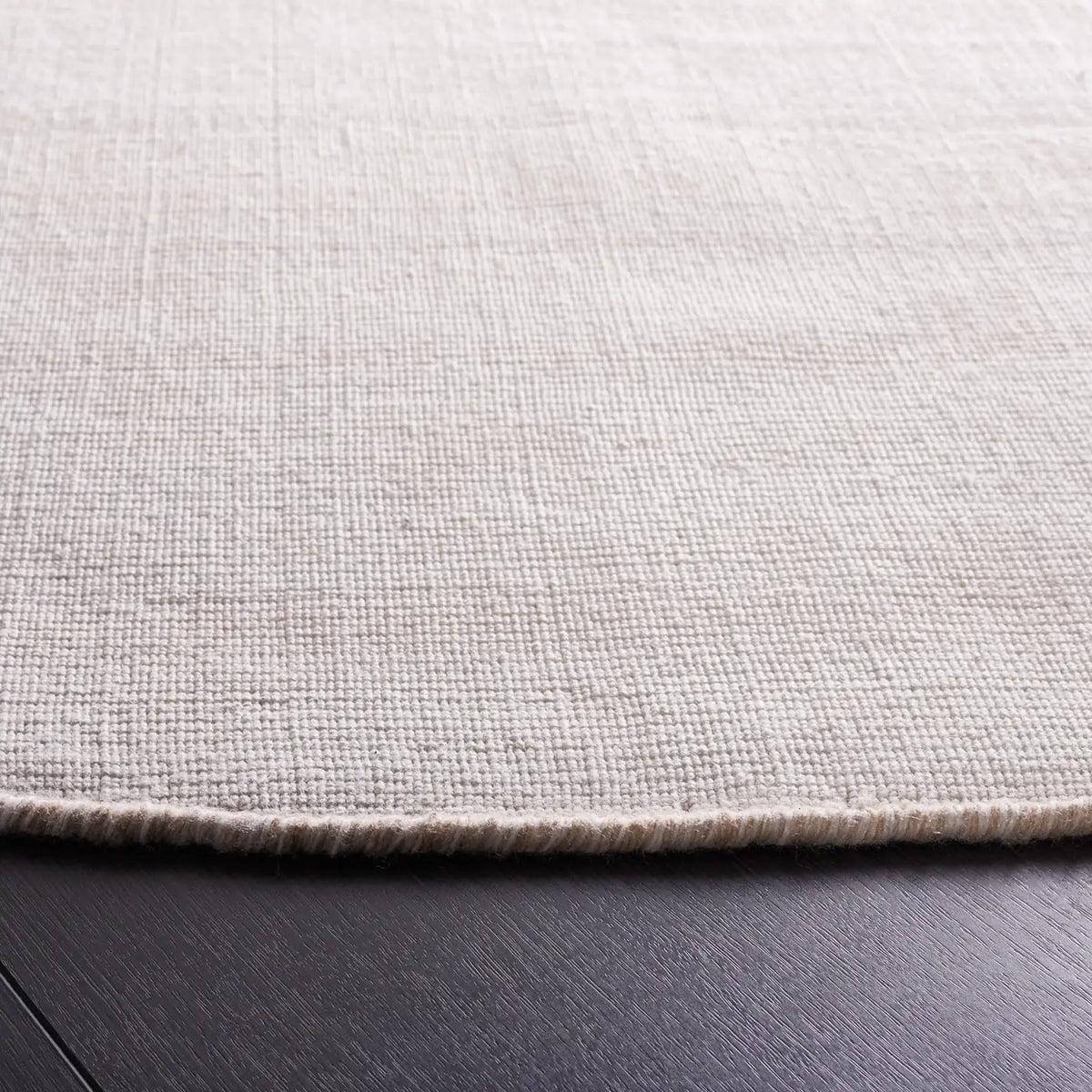 Safavieh Kilim 6'-0" x 6'-0" Rug in Beige