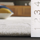 Safavieh Audrey 4'-0" x 6'-0" Rug in Ivory