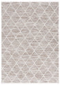Safavieh Mila 4'-0" x 6'-0" Rug in Beige / Ivory
