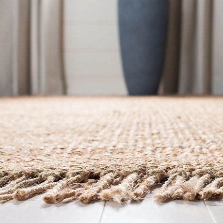 Safavieh Natural Fiber 4'-0" x 6'-0" Rug in Natural