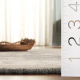 Safavieh Sivas 6'-0" x 9'-0" Rug in Grey / Ivory