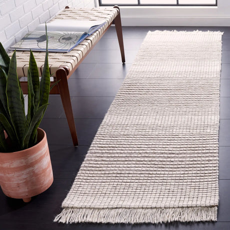 Safavieh Marbella 2'-3" x 8'-0" Rug in Ivory / Dark Brown