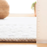 Safavieh Kilim 4'-0" x 6'-0" Rug in Ivory / Grey
