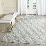 Safavieh Studio Leather 4'-0" x 6'-0" Rug in Ivory / Grey
