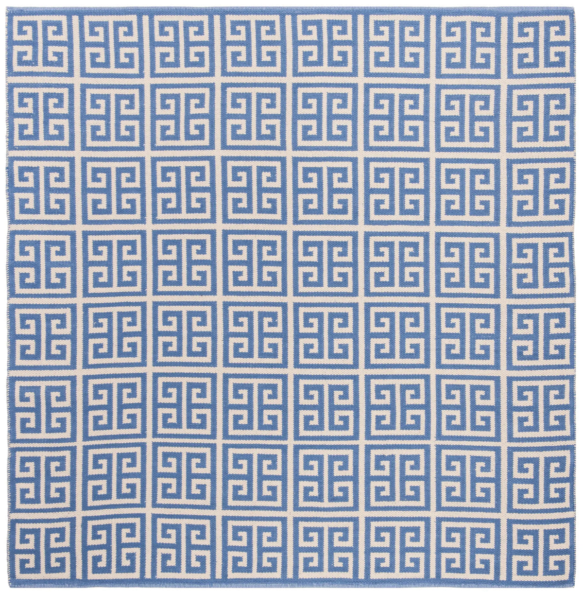 Safavieh Montauk 6'-0" x 6'-0" Rug in Blue / Ivory