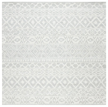 Safavieh Blossom 6'-0" x 6'-0" Rug in Silver / Ivory
