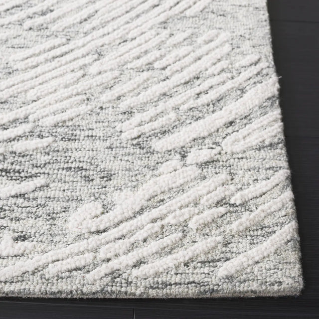 Safavieh Abstract 4'-0" x 6'-0" Rug in Grey / Ivory