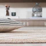 Safavieh Aspect 4'-0" x 6'-0" Rug in Ivory / Natural